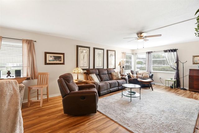 5895 18TH STREET N 1, St Petersburg, FL 33714