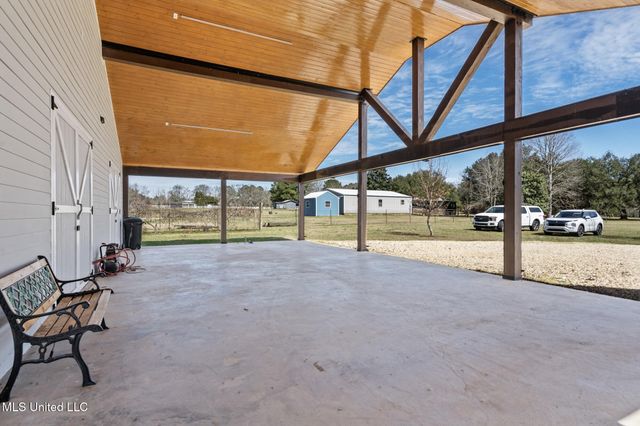 20 Hawkins Drive, Carriere, MS 39426
