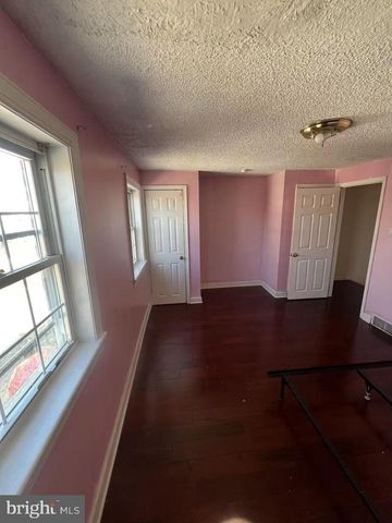 7640 FAIRFIELD ST, Philadelphia, PA 19152