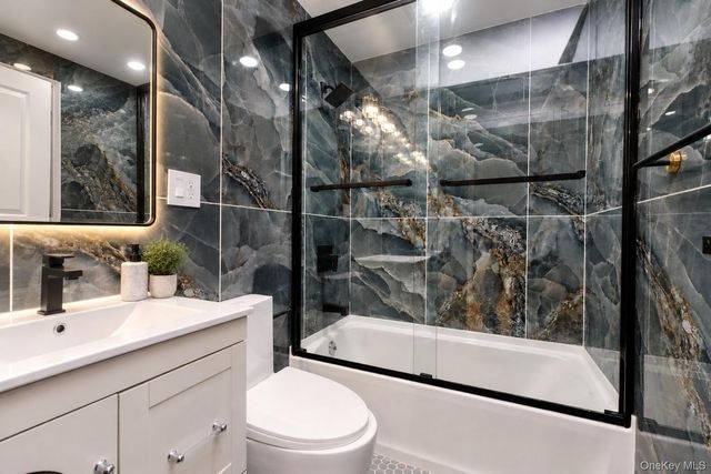 1194 Albany Avenue, Brooklyn, NY 11203