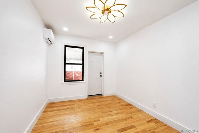 1194 Albany Avenue, Brooklyn, NY 11203