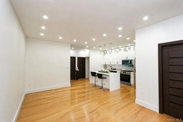 1194 Albany Avenue, Brooklyn, NY 11203