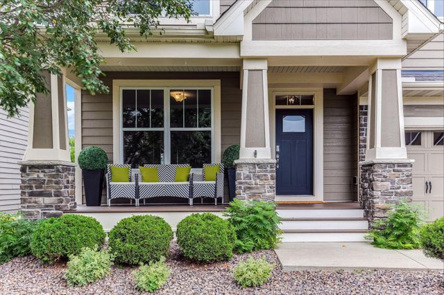 16768 Draft Horse Boulevard, Lakeville, MN 55044