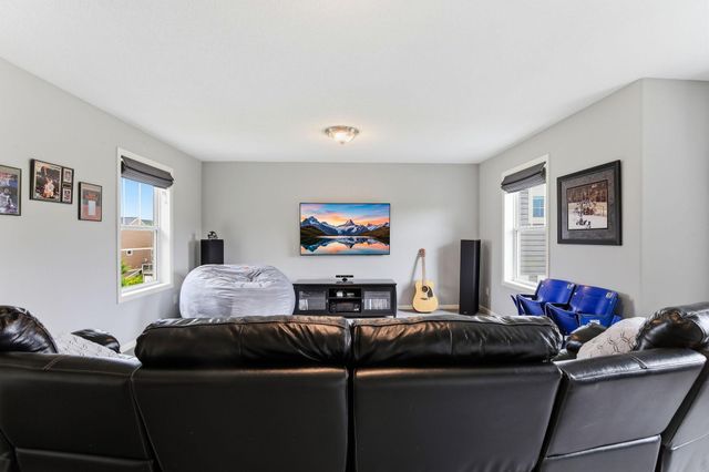16768 Draft Horse Boulevard, Lakeville, MN 55044