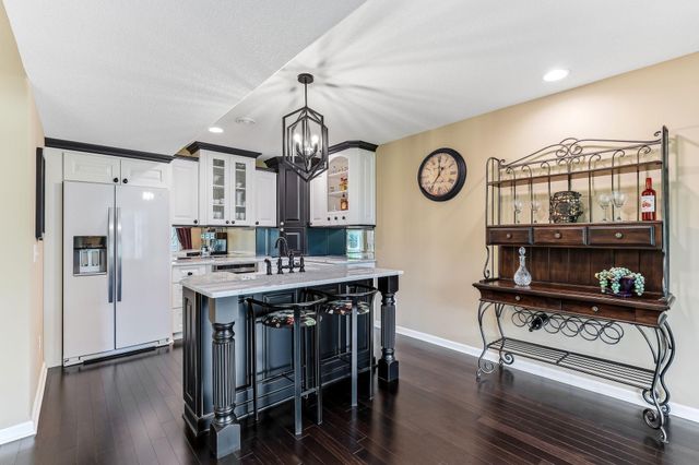 16768 Draft Horse Boulevard, Lakeville, MN 55044