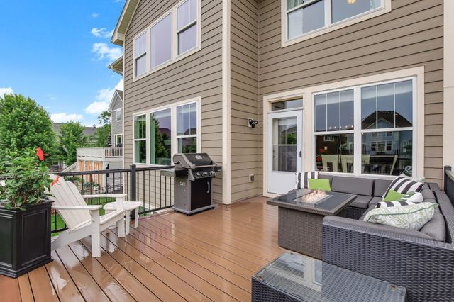 16768 Draft Horse Boulevard, Lakeville, MN 55044