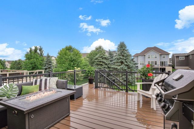 16768 Draft Horse Boulevard, Lakeville, MN 55044