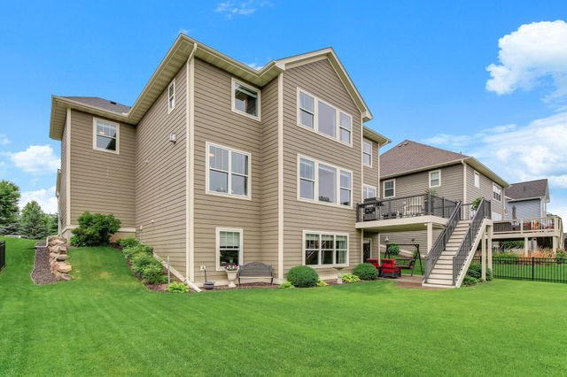 16768 Draft Horse Boulevard, Lakeville, MN 55044