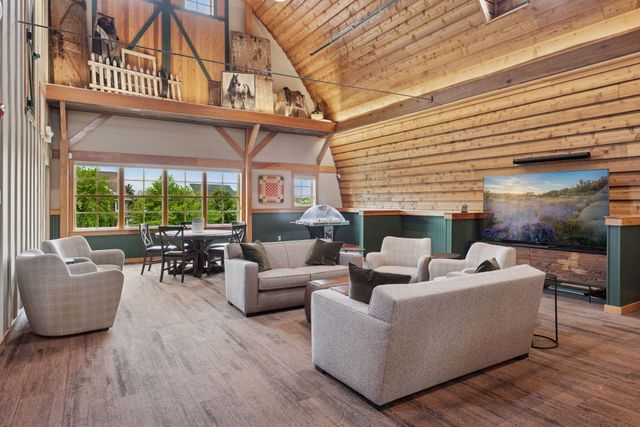 16768 Draft Horse Boulevard, Lakeville, MN 55044