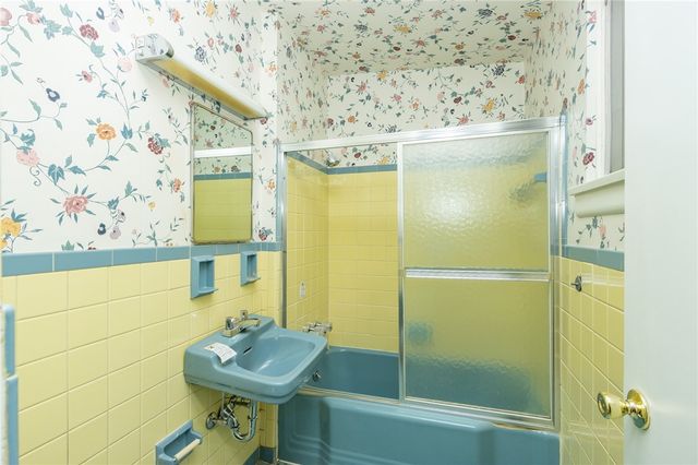 213 Beech Rd, Twp Of But Ne, PA 16001