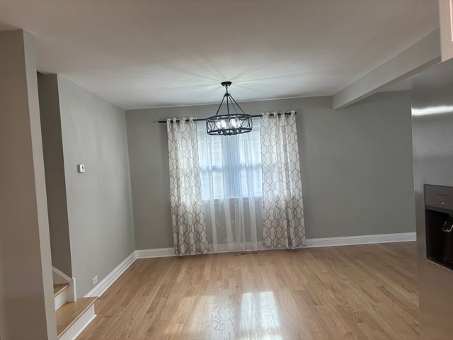 6127 W 79th Place, Burbank, IL 60459