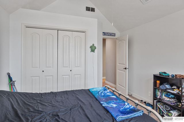 7505 Overview Street, Papillion, NE 68046