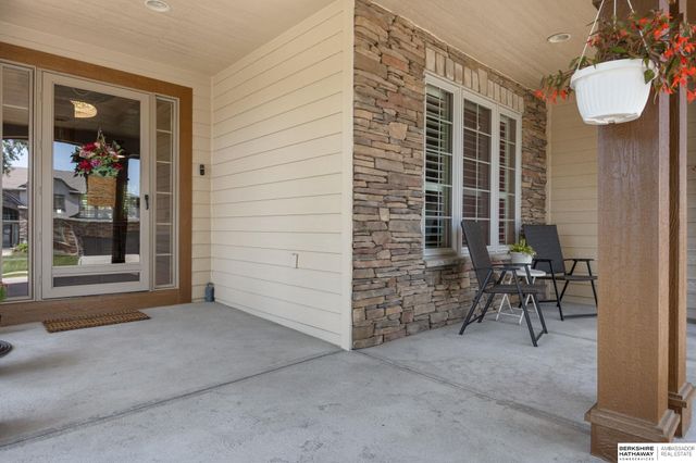 7505 Overview Street, Papillion, NE 68046