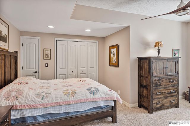 7505 Overview Street, Papillion, NE 68046