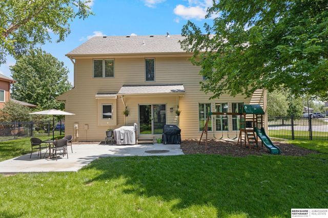7505 Overview Street, Papillion, NE 68046