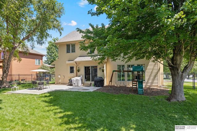 7505 Overview Street, Papillion, NE 68046