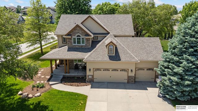 7505 Overview Street, Papillion, NE 68046
