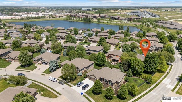 7505 Overview Street, Papillion, NE 68046