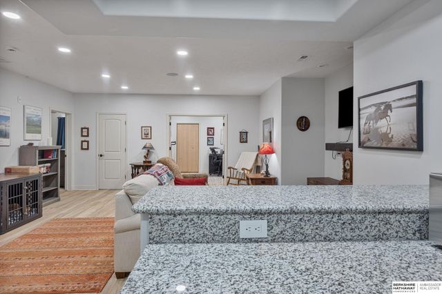 7505 Overview Street, Papillion, NE 68046