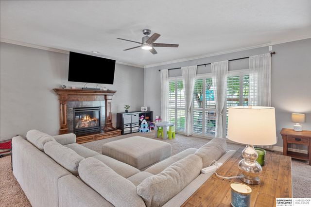 7505 Overview Street, Papillion, NE 68046