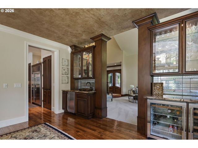 4911 Ne SALMON CREEK St, Vancouver, WA 98686