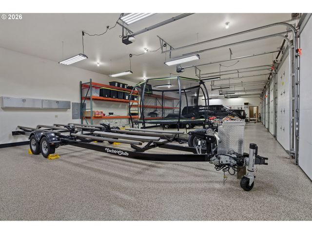 4911 Ne SALMON CREEK St, Vancouver, WA 98686