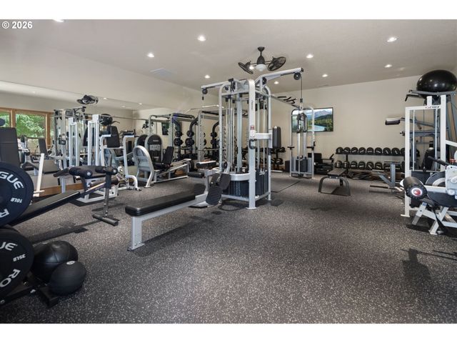4911 Ne SALMON CREEK St, Vancouver, WA 98686
