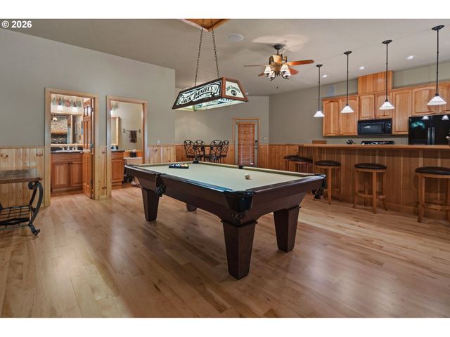 4911 Ne SALMON CREEK St, Vancouver, WA 98686