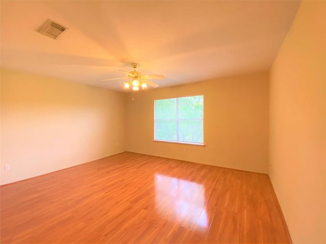 8026 Golf Green Circle, Houston, TX 77036