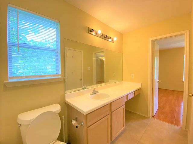 8026 Golf Green Circle, Houston, TX 77036