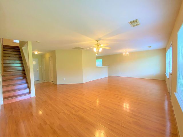 8026 Golf Green Circle, Houston, TX 77036