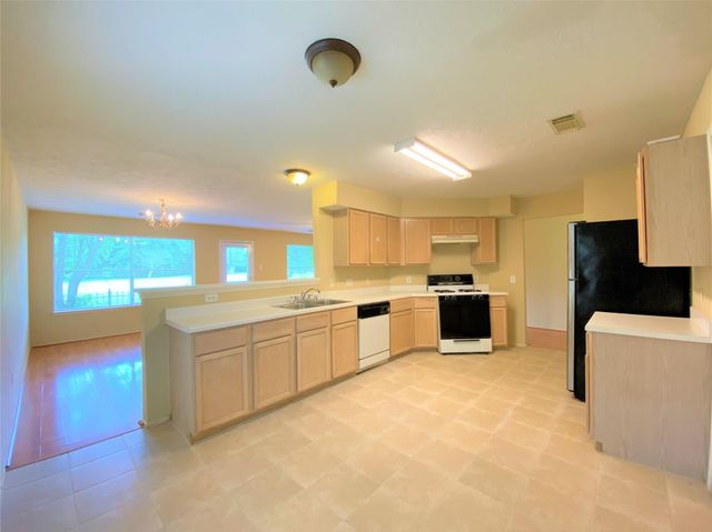 8026 Golf Green Circle, Houston, TX 77036