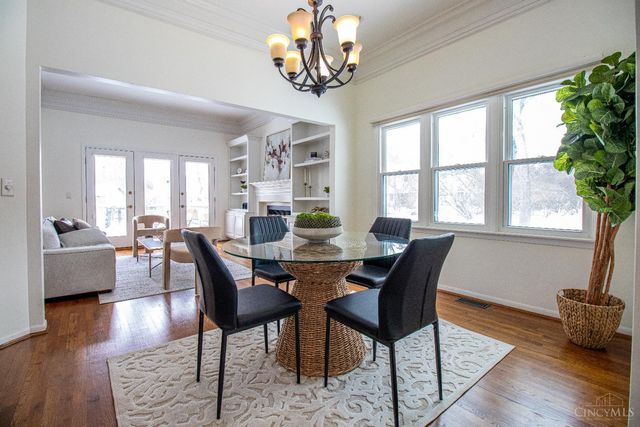 8837 Montgomery Road, Sycamore Twp, OH 45236