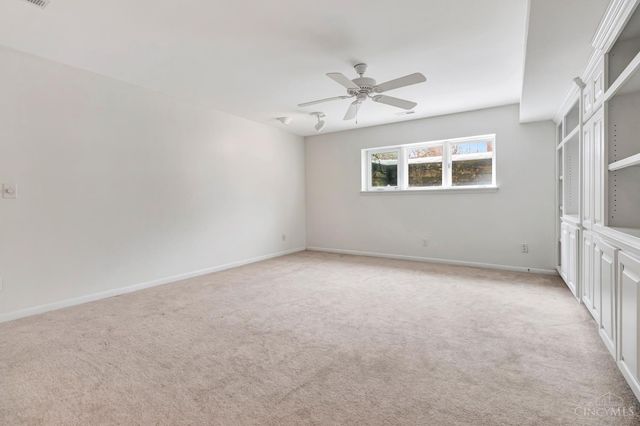 8837 Montgomery Road, Sycamore Twp, OH 45236