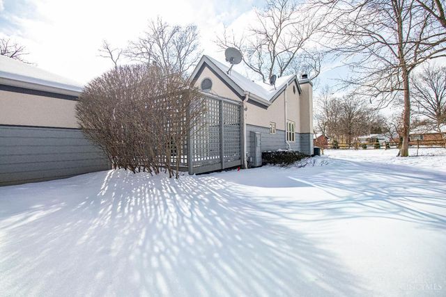 8837 Montgomery Road, Sycamore Twp, OH 45236