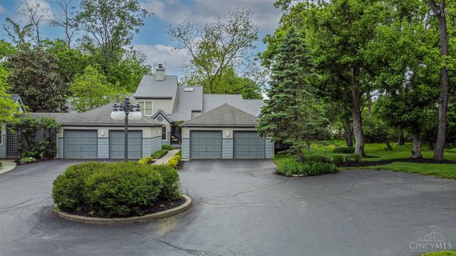 8837 Montgomery Road, Sycamore Twp, OH 45236