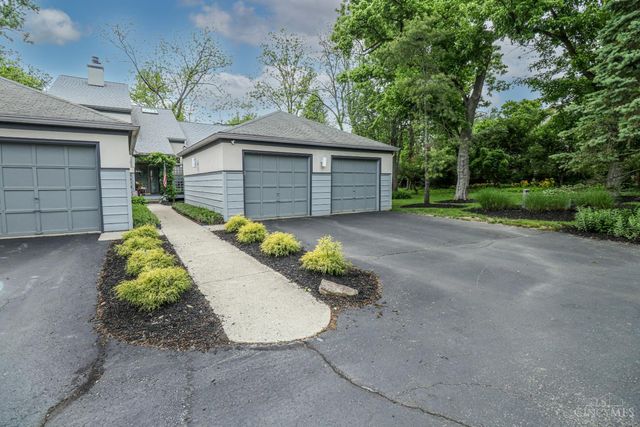 8837 Montgomery Road, Sycamore Twp, OH 45236