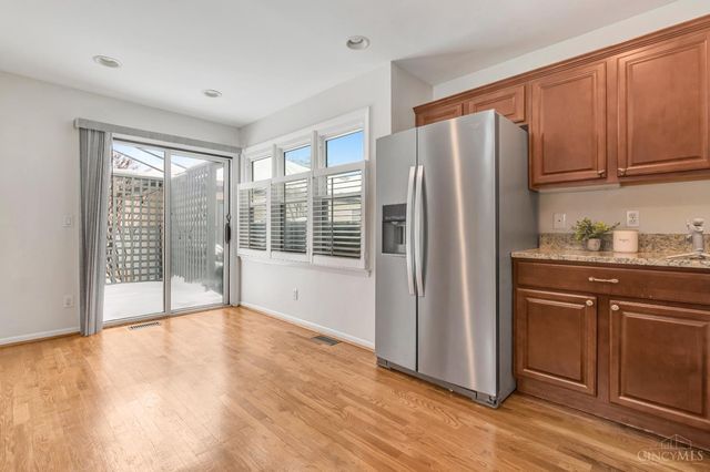 8837 Montgomery Road, Sycamore Twp, OH 45236