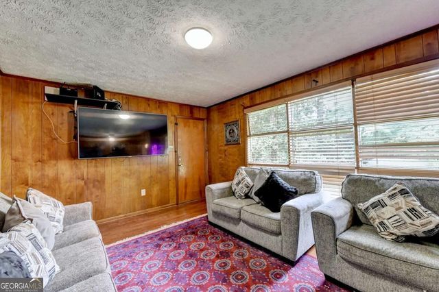 3900 Greystone Court W, Stone Mountain, GA 30083