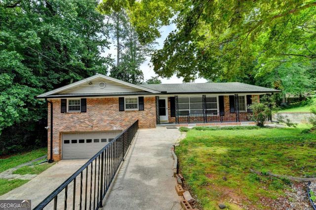 3900 Greystone Court W, Stone Mountain, GA 30083