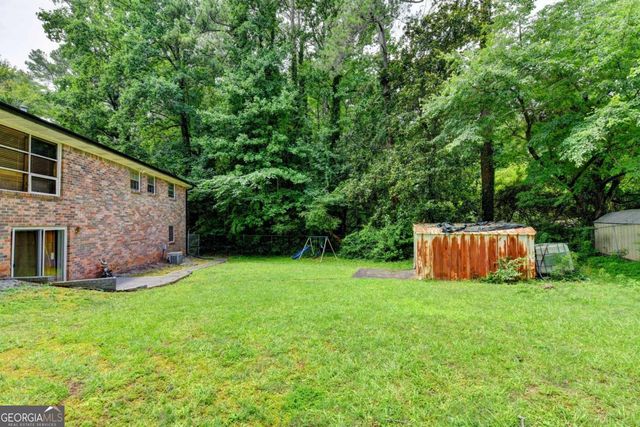 3900 Greystone Court W, Stone Mountain, GA 30083