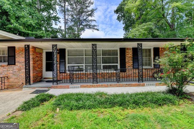 3900 Greystone Court W, Stone Mountain, GA 30083