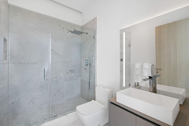 1000 Brickell Plz UPH6202, Miami, FL 33131