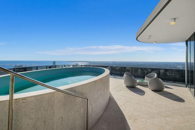 1000 Brickell Plz UPH6202, Miami, FL 33131