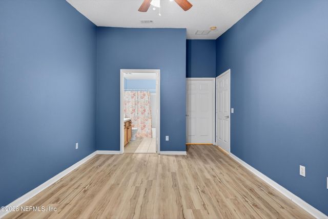 3690 KIRKPATRICK Circle 7-12, Jacksonville, FL 32210