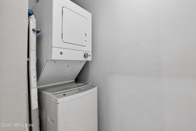 3690 KIRKPATRICK Circle 7-12, Jacksonville, FL 32210