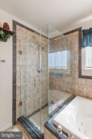 5 LAWHORN RD, Stafford, VA 22554