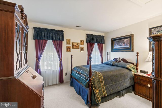 5 LAWHORN RD, Stafford, VA 22554
