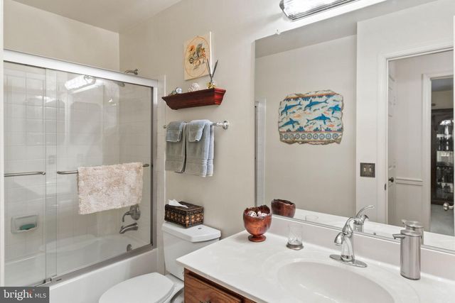 5 LAWHORN RD, Stafford, VA 22554