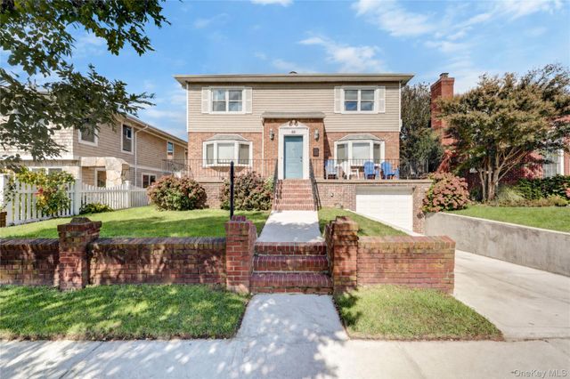 69 W Penn Street, Long Beach, NY 11561